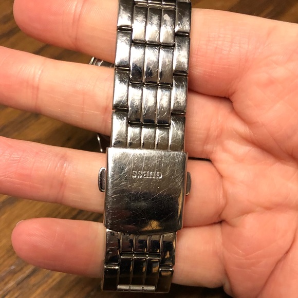 Guess Watch - Picture 3 of 4